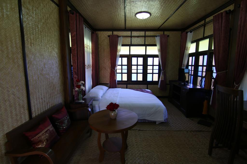 Little-Teak Homestay Chiang Mai Rom bilde